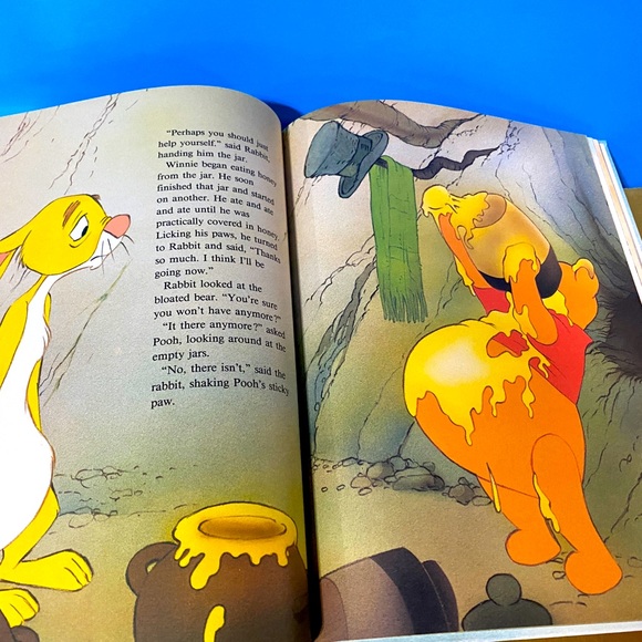 WALT DISNEY WINNIE THE POOH VINTAGE 1986 CLASSIC SERIES HARDCOVER BOOK LIKE NEW - Picture 7 of 11